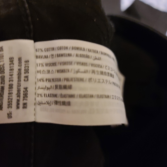 Hollister Jean Leggings. Black. 5 Short or W27, L27. - Picture 5 of 5